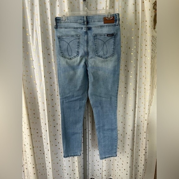 Calvin Klein Light Wash High Rise Skinny Denim Jeans Casual Essential 10 - Picture 3 of 3